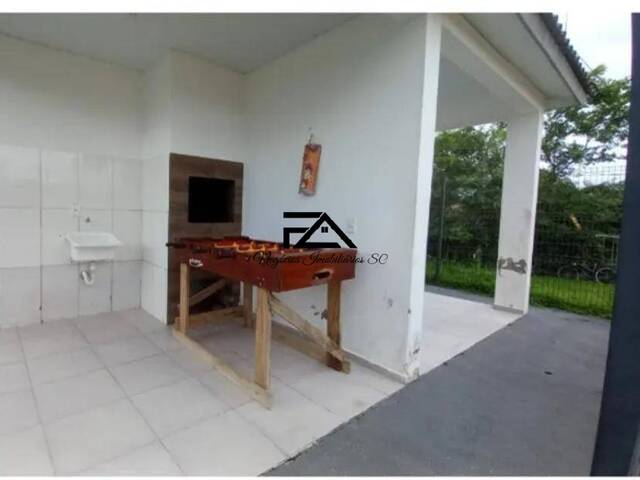 Apartamento para Venda em Palhoça - 4