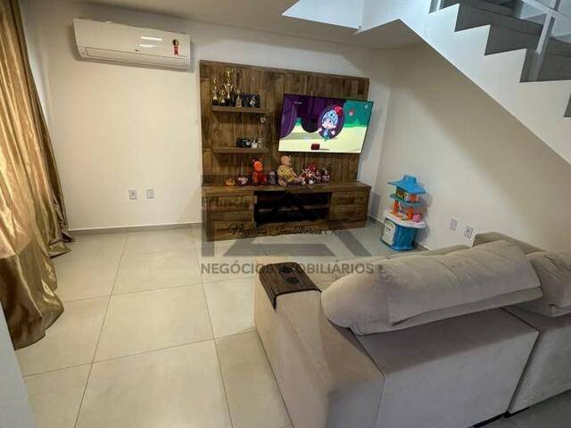 Sobrado para Venda em São José - 4