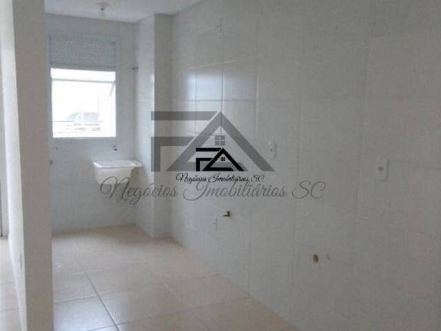Apartamento para Venda em Palhoça - 3