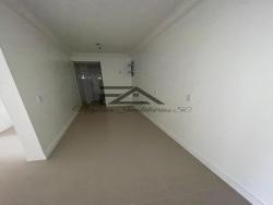 #816 - Apartamento para Venda em São José - SC