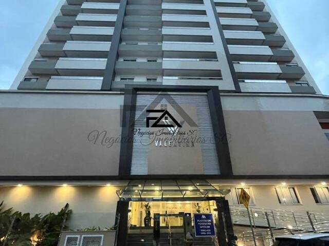 #817 - Apartamento para Venda em São José - SC