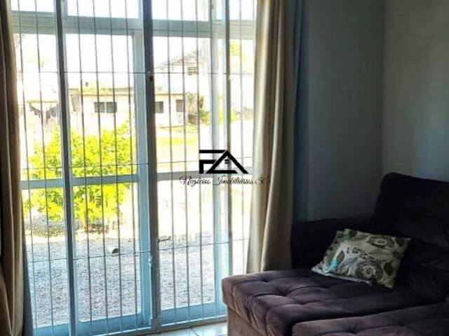 #893 - Casa para Venda em São José - SC