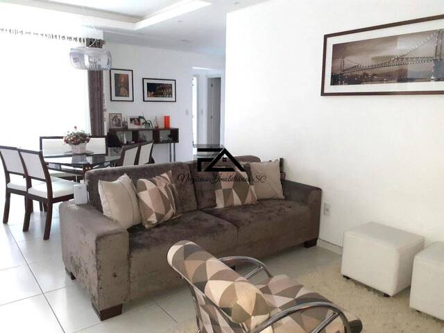 Apartamento para Venda em Palhoça - 4