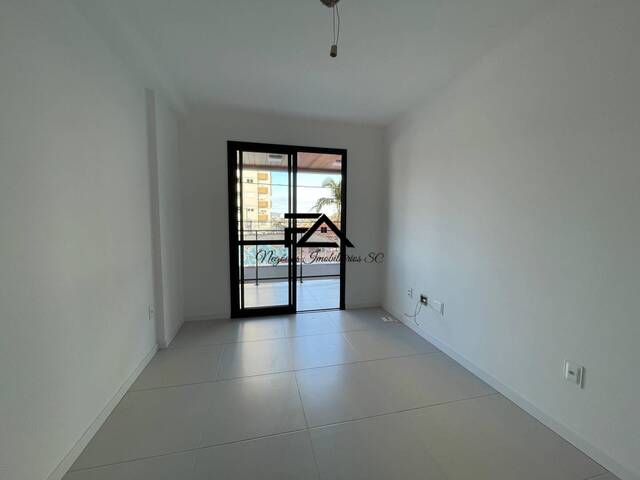 Apartamento para Venda em São José - 3