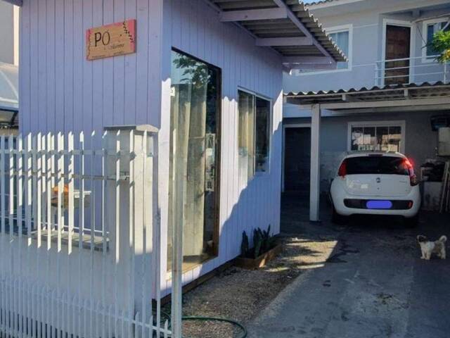 #2249 - Casa para Venda em São José - SC