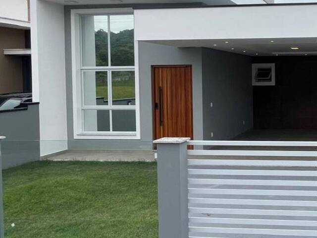 #2251 - Casa para Venda em São José - SC - 1