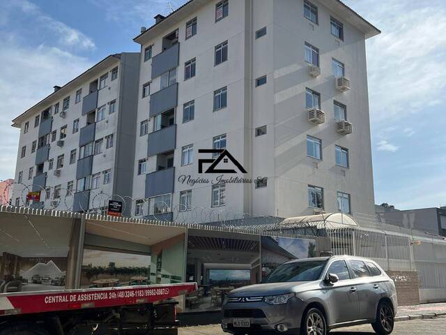 #2272 - Apartamento para Venda em São José - SC