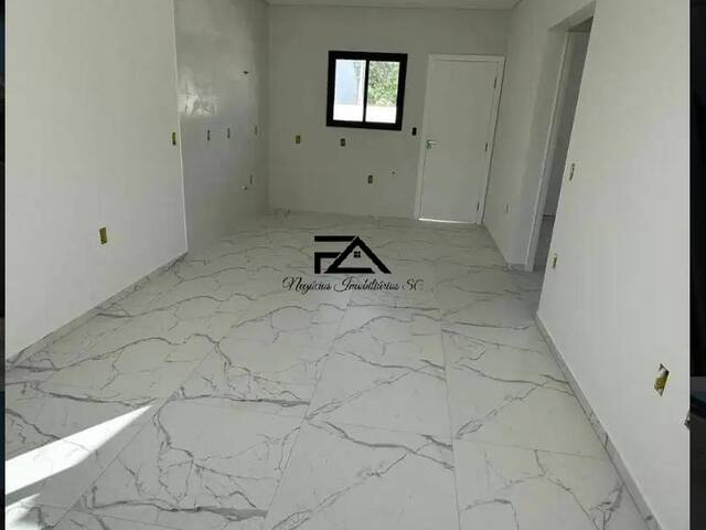 #2118 - Casa para Venda em São José - SC - 3