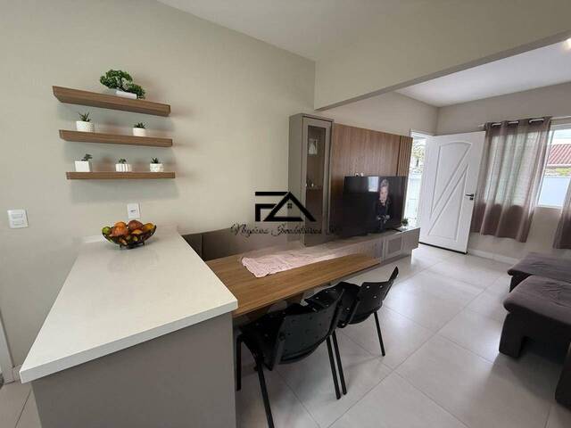 Casa para Venda em São José - 4
