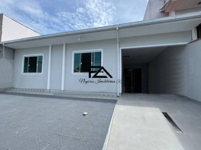#2347 - Casa para Venda em São José - SC - 1