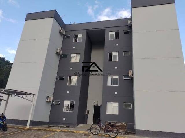 #2405 - Apartamento para Venda em Palhoça - SC - 1