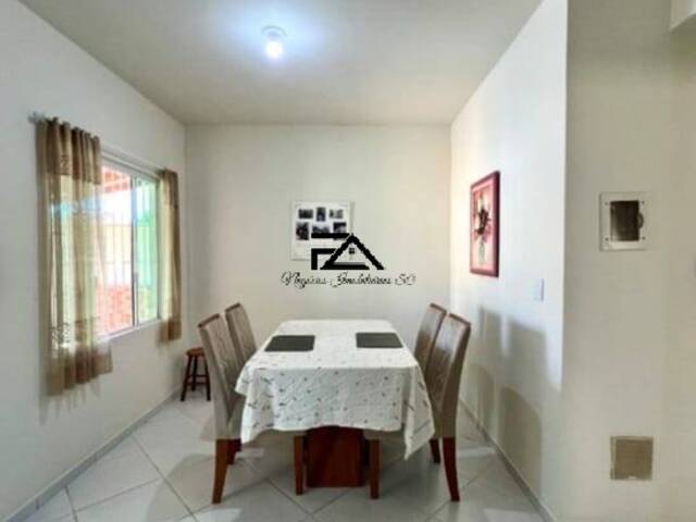 Casa para Venda em São José - 5