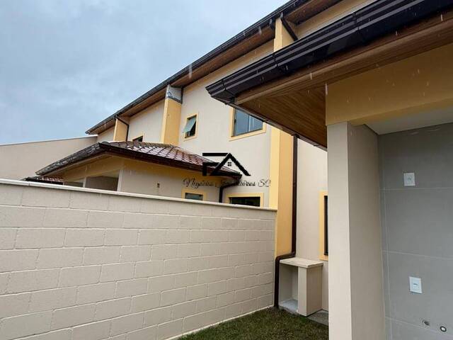#2420 - Casa para Venda em São José - SC - 3