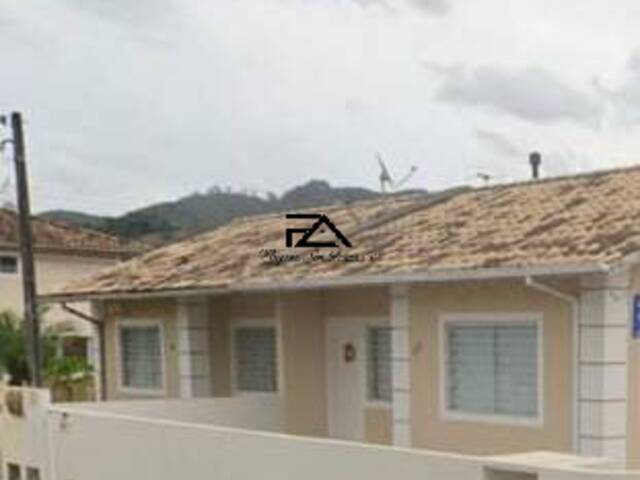 #2421 - Casa para Venda em Palhoça - SC - 1