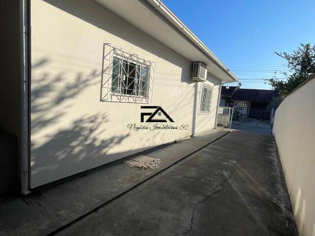 #2424 - Casa para Venda em Palhoça - SC - 2