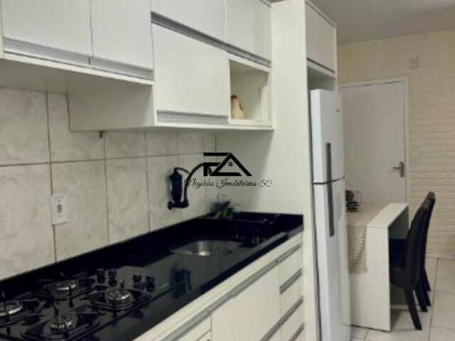 Apartamento para Venda em Palhoça - 4