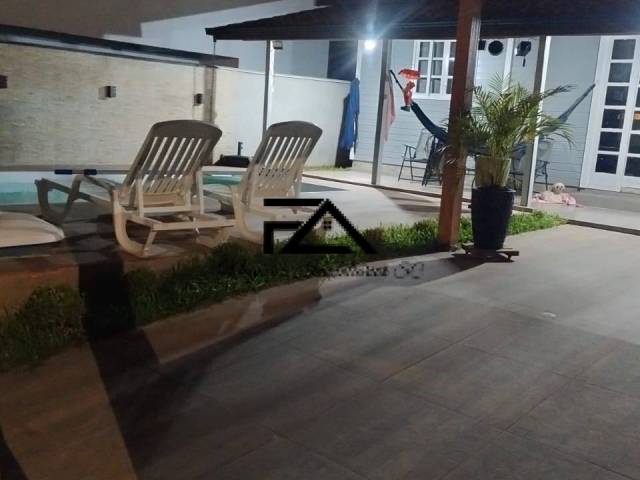 #2724 - Casa para Venda em Palhoça - SC