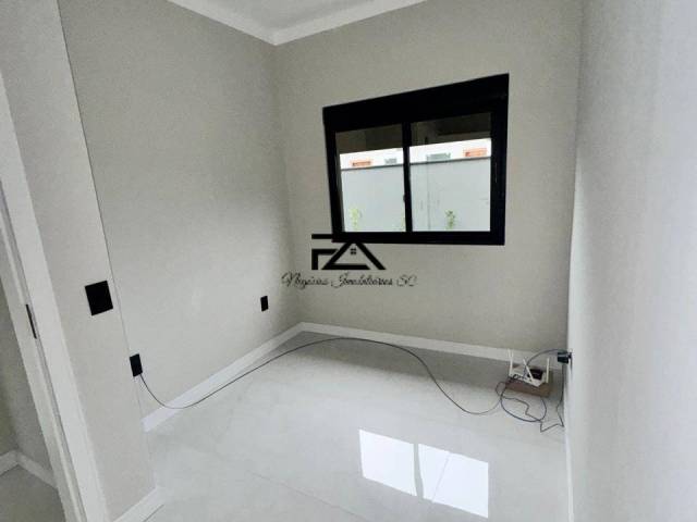 #2725 - Casa para Venda em Palhoça - SC - 3