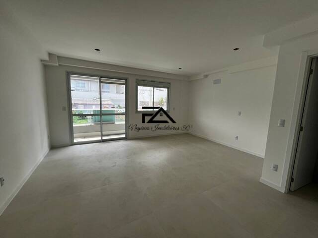 #2756 - Apartamento para Venda em Florianópolis - SC - 2