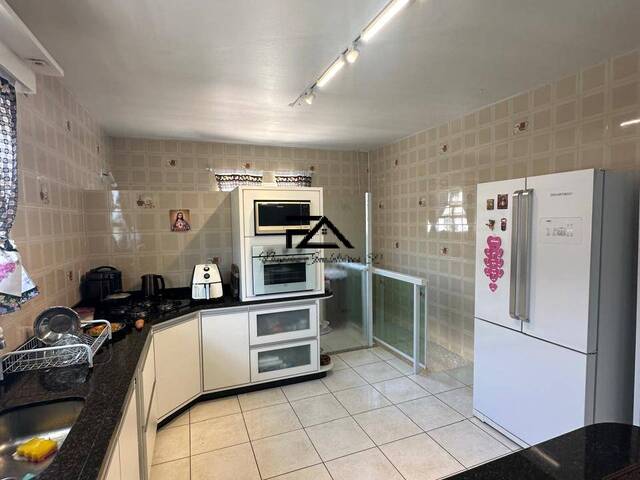 Casa para Venda em São José - 5