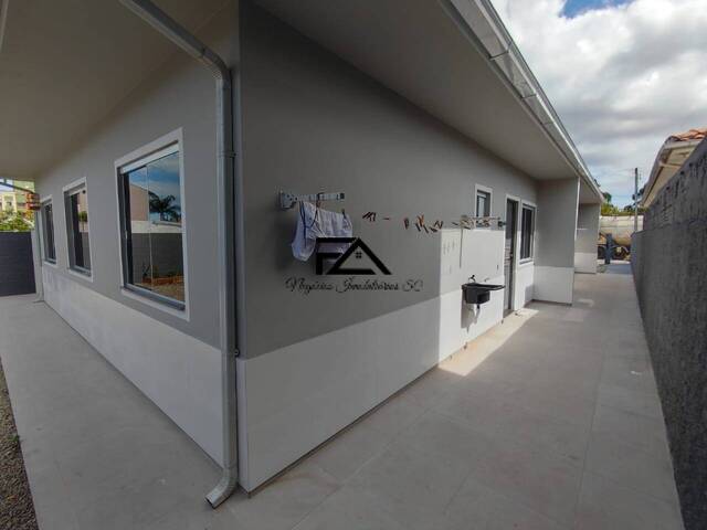 Casa para Venda em Biguaçu - 4