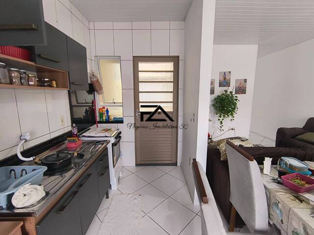 Casa para Venda em São José - 4