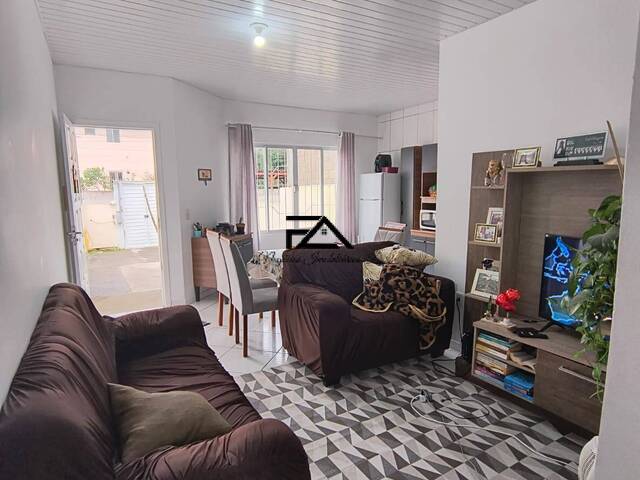Casa para Venda em São José - 5