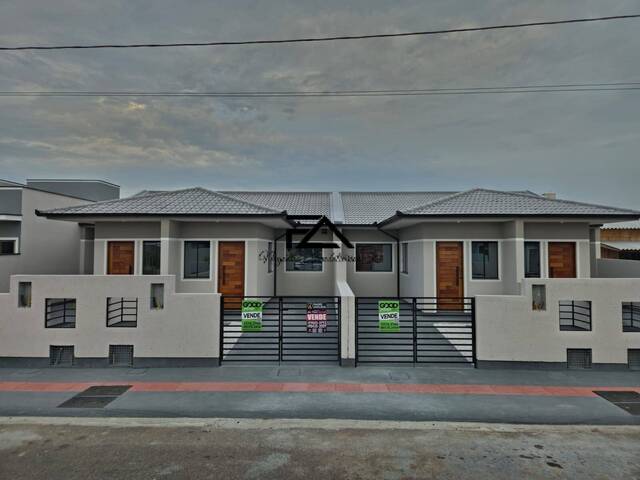 #2372 - Casa para Venda em Palhoça - SC