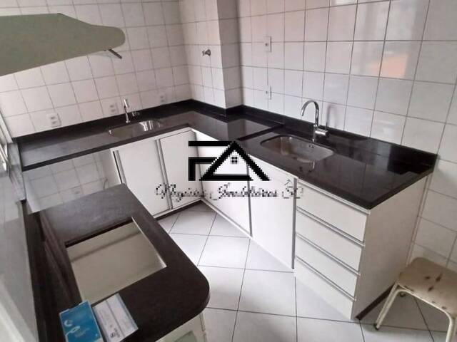 #2950 - Apartamento para Venda em São José - SC