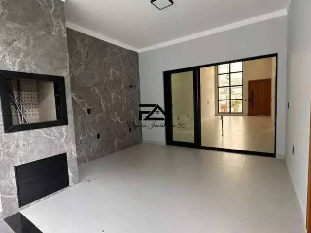#2954 - Casa para Venda em São José - SC - 2