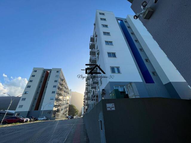 #2976 - Apartamento para Venda em Palhoça - SC