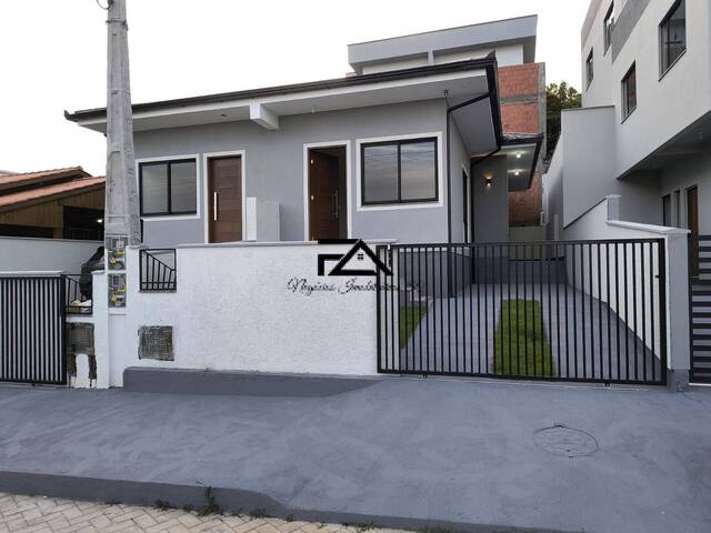#2985 - Casa para Venda em São José - SC - 1