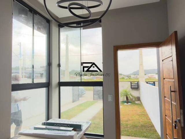 #2986 - Casa para Venda em São José - SC - 2