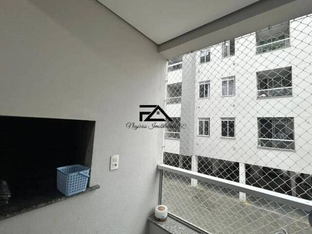 Apartamento para Venda em Palhoça - 4