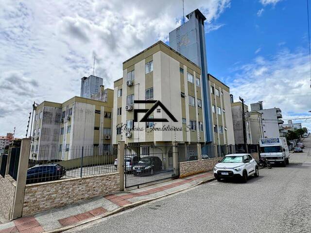 #2993 - Apartamento para Venda em São José - SC