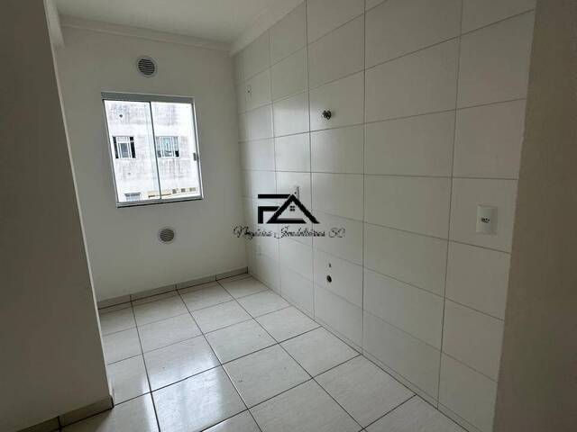 Apartamento para Venda em São José - 5