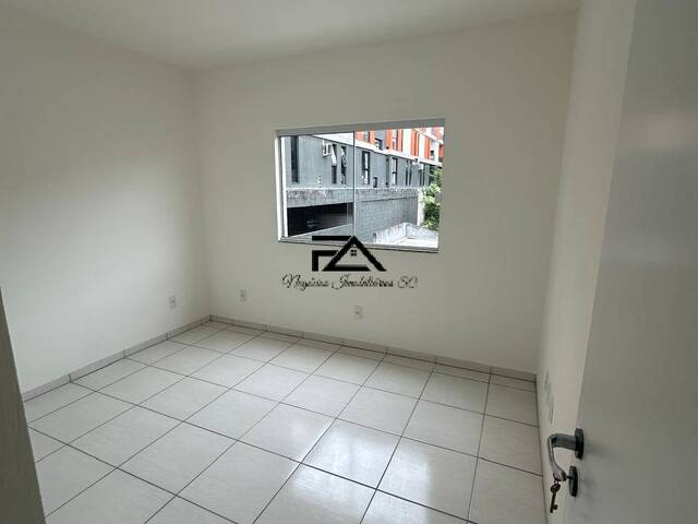 Apartamento para Venda em São José - 5