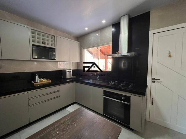 #3008 - Casa para Venda em São José - SC - 3