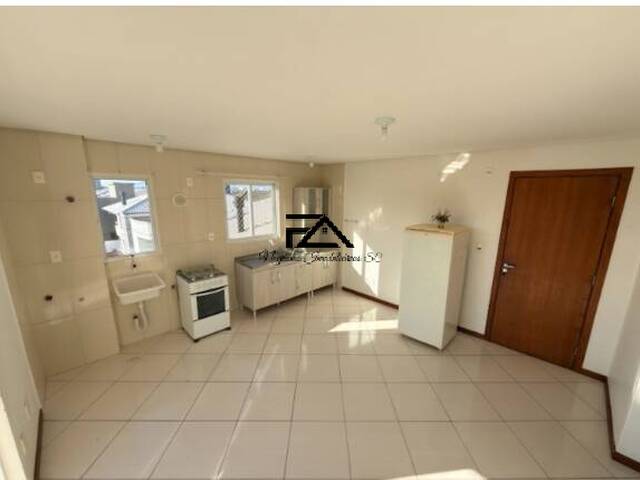 #3010 - Apartamento para Venda em Palhoça - SC - 2