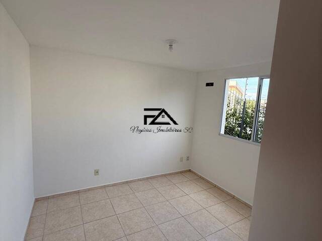Apartamento para Venda em Palhoça - 4