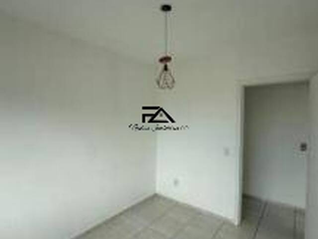 Apartamento para Venda em Palhoça - 5