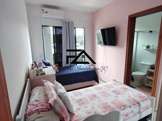 Casa para Venda em São José - 5