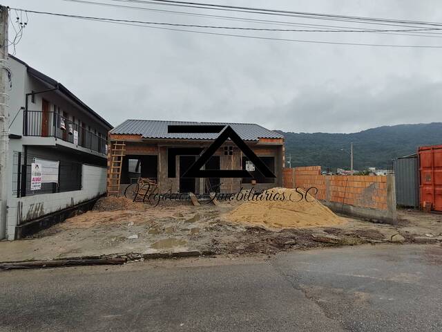 #3033 - Casa para Venda em São José - SC - 2