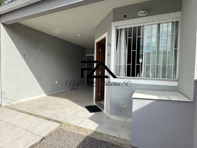 Casa para Venda em São José - 2