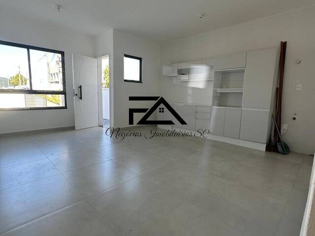 Casa para Venda em São José - 3