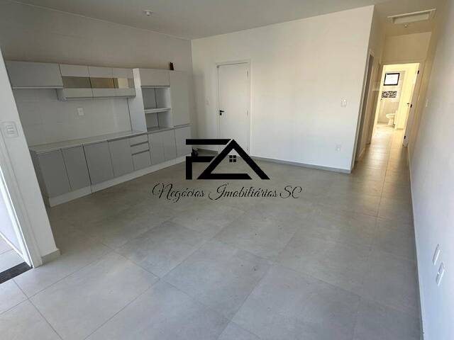 Casa para Venda em São José - 5