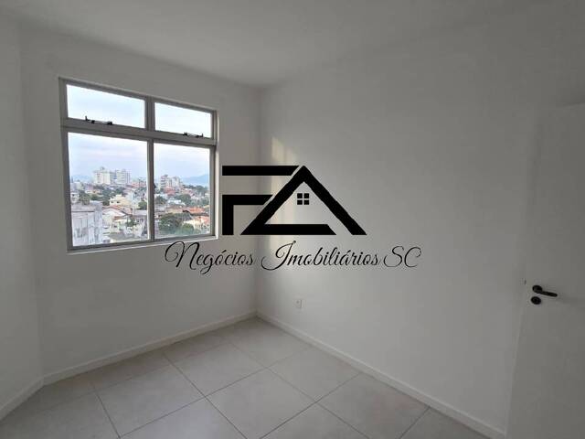 Apartamento para Venda em Florianópolis - 5