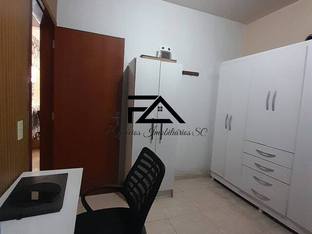 Casa para Venda em São José - 5