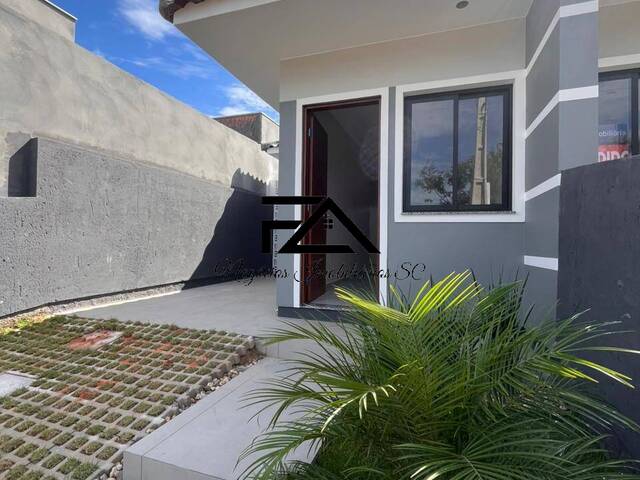 Casa para Venda em São José - 2