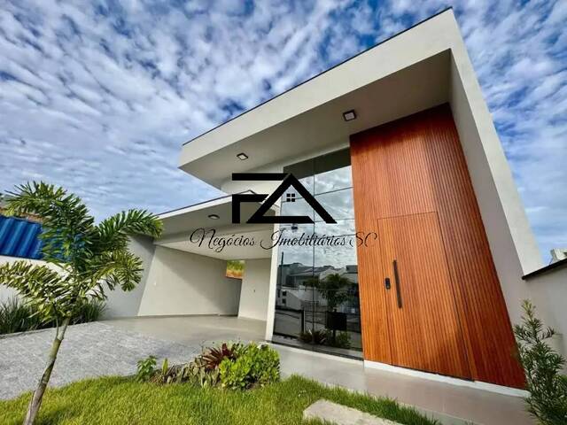 Casa para Venda em São José - 2